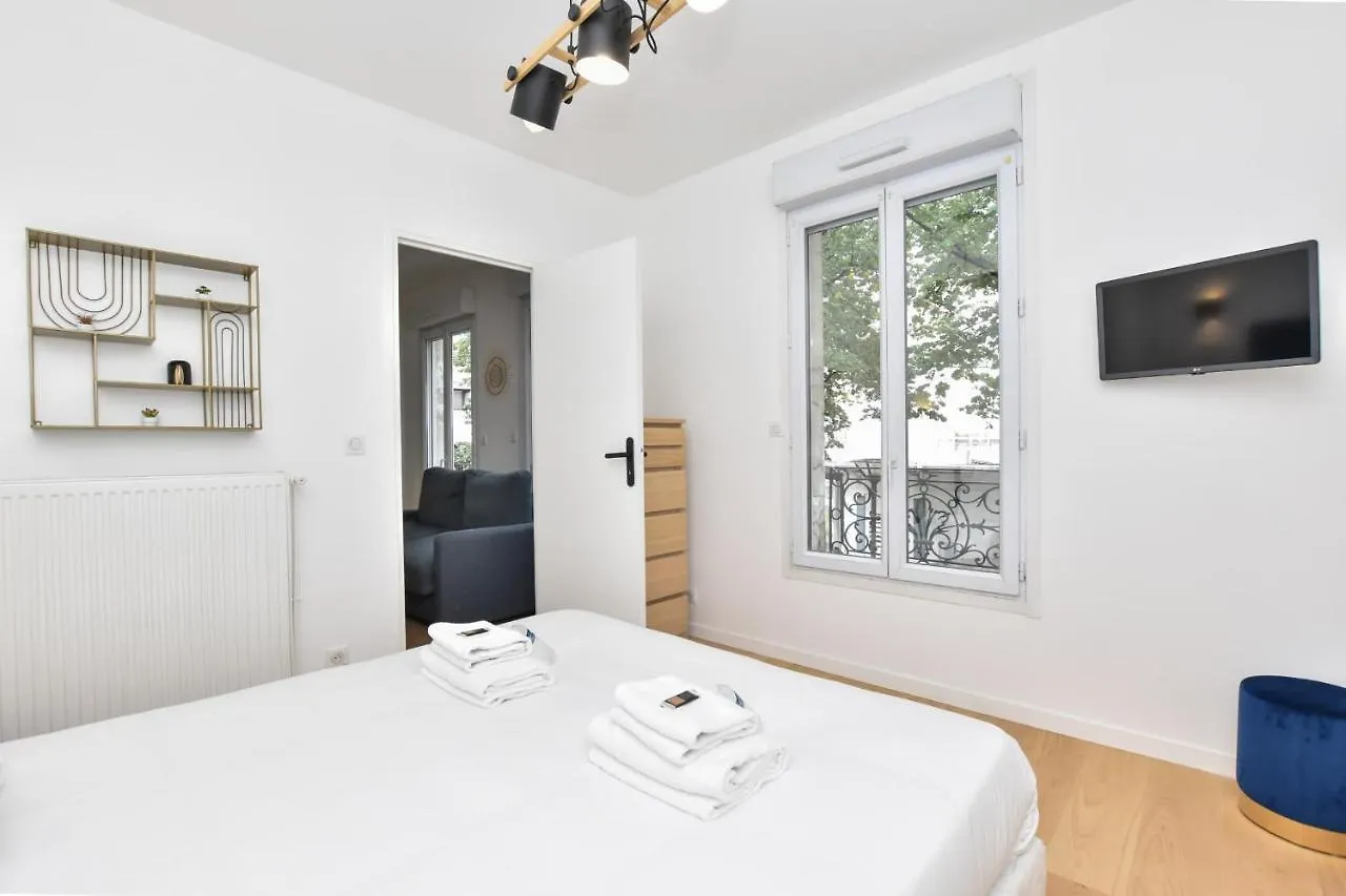Cosy 1Br - Place Saint Fargeau Apartment Paris France